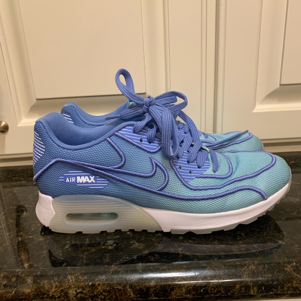 Nike Women’s Air Max